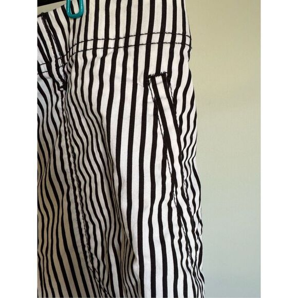 Chico’s Secret Stretch black white stripe cotton pants sz 2 nautical beachy brea - Picture 7 of 10